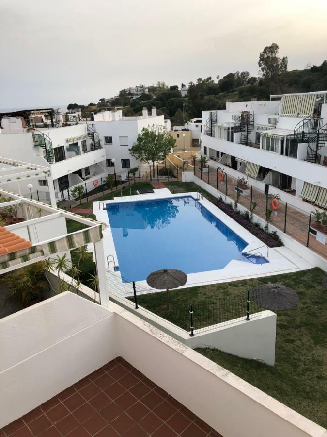 Ferienwohnung Apartamento Con Vista A La Piscina Benalmádena Exterior foto